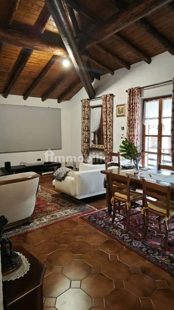 Villa in vendita a Rancio Valcuvia