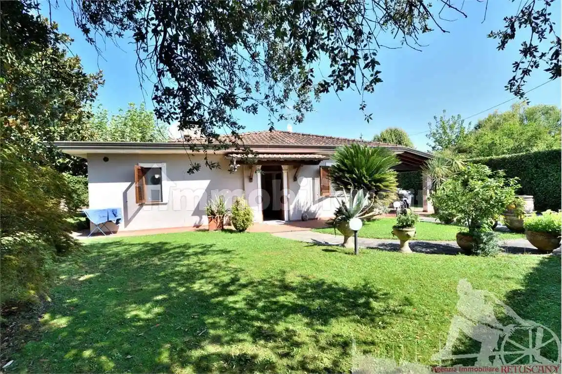 Villa in vendita a Pietrasanta