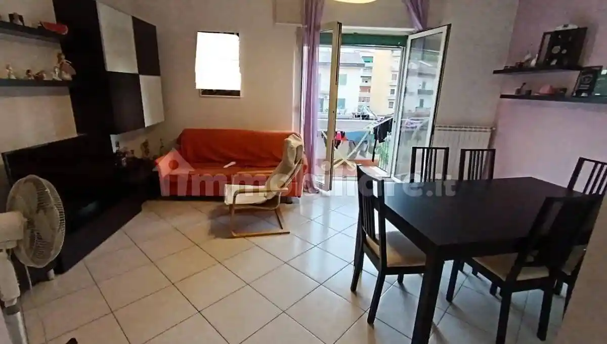 Trilocale via Luigi Settembrini, Rione Libertà, Benevento - foto 2