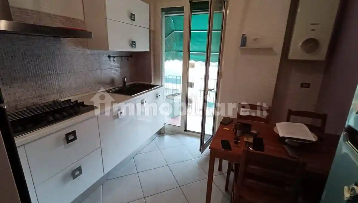 Trilocale via Luigi Settembrini, Rione Libertà, Benevento - foto 4