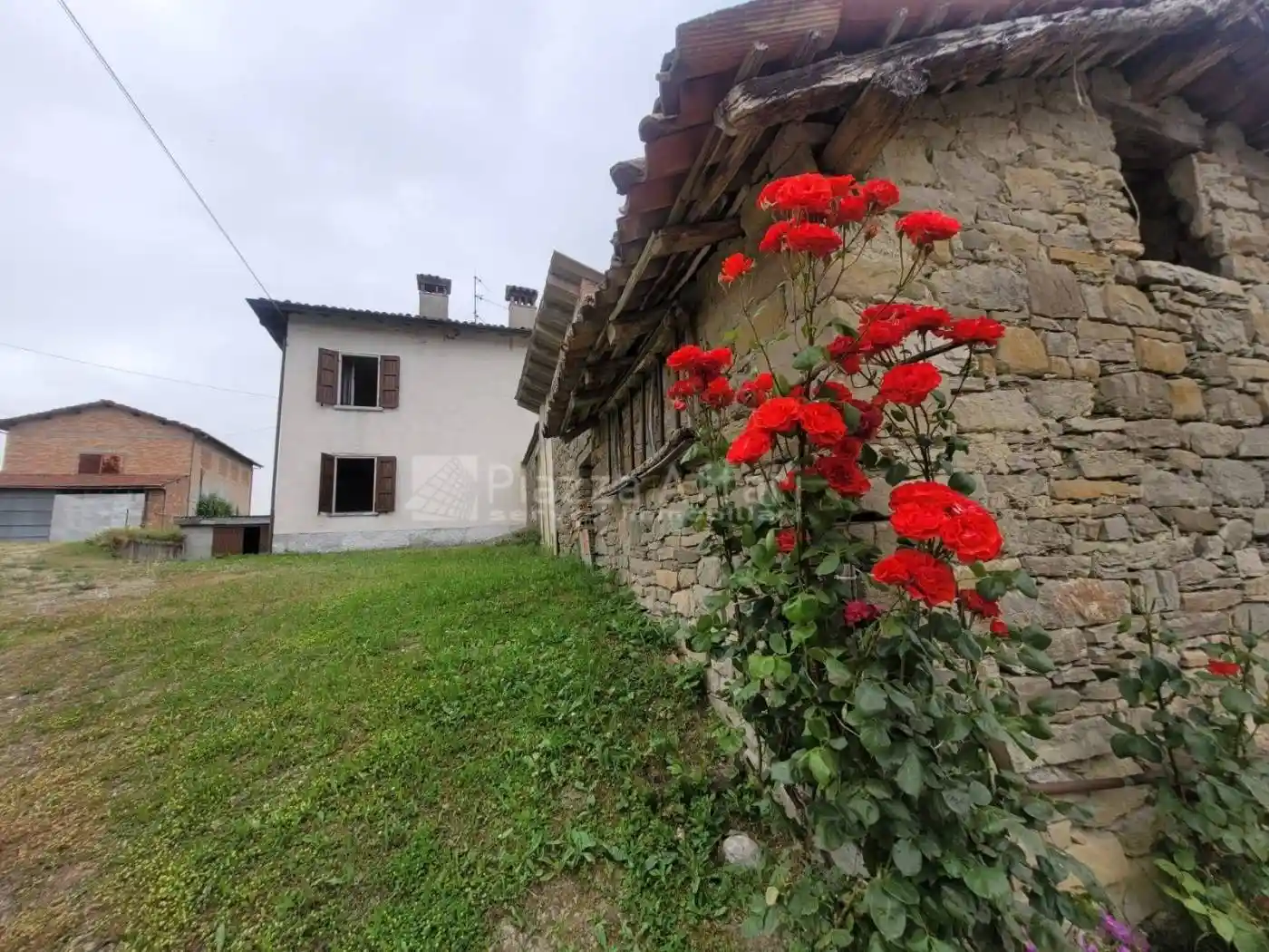 Casa indipendente in vendita a Carpineti