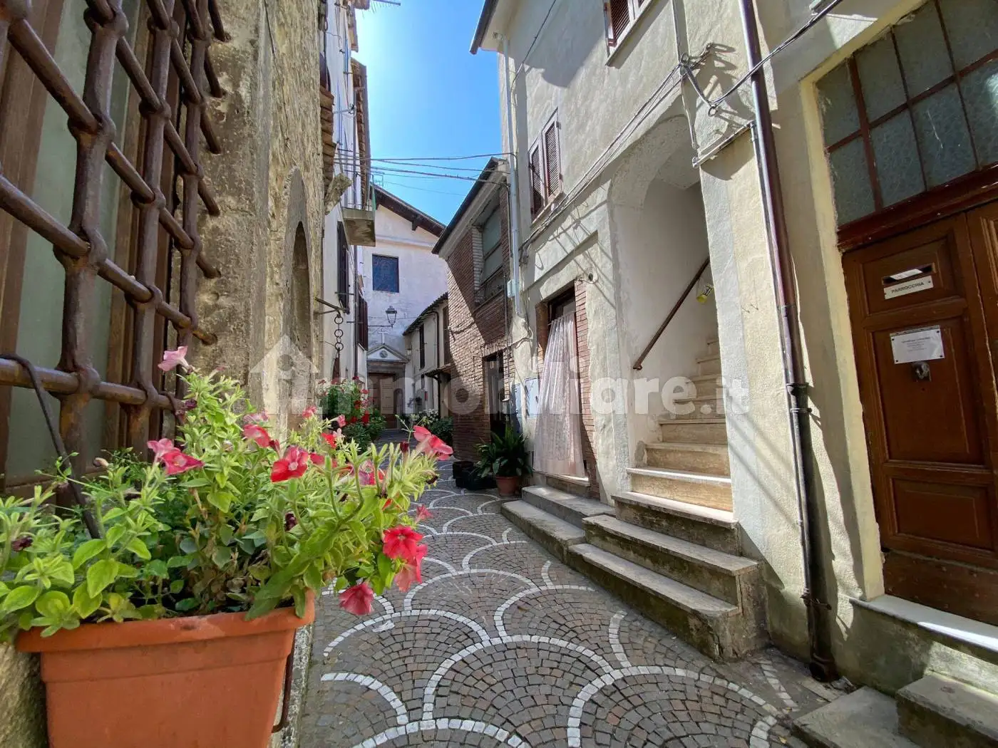 Appartamento in vendita a Pozzaglia Sabina