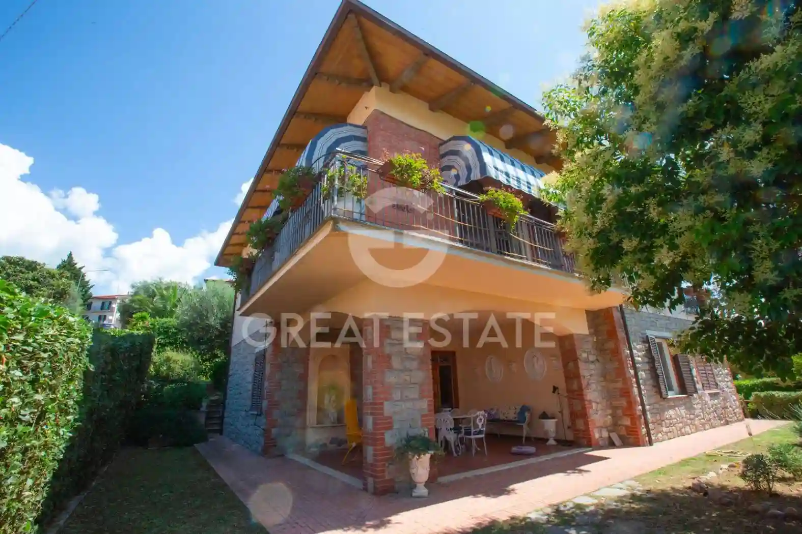 Villa - foto 2