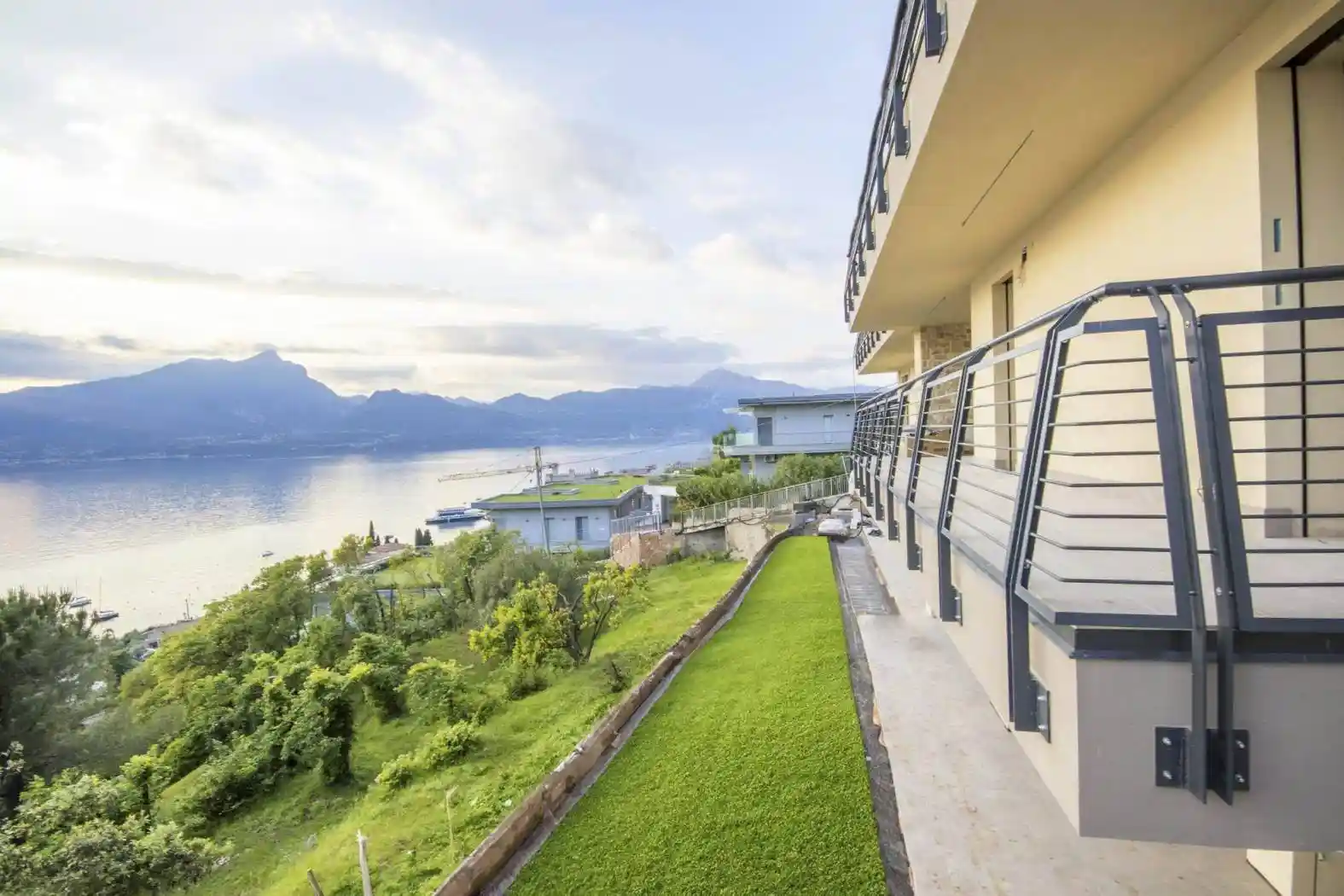 Appartamento in vendita a Torri del Benaco