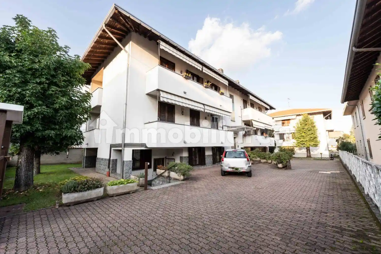 Appartamento in vendita a Solbiate Olona