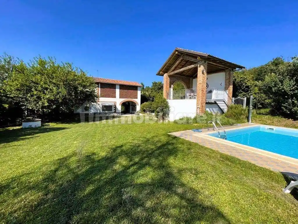 Rustico - Casale in vendita a Bergamasco