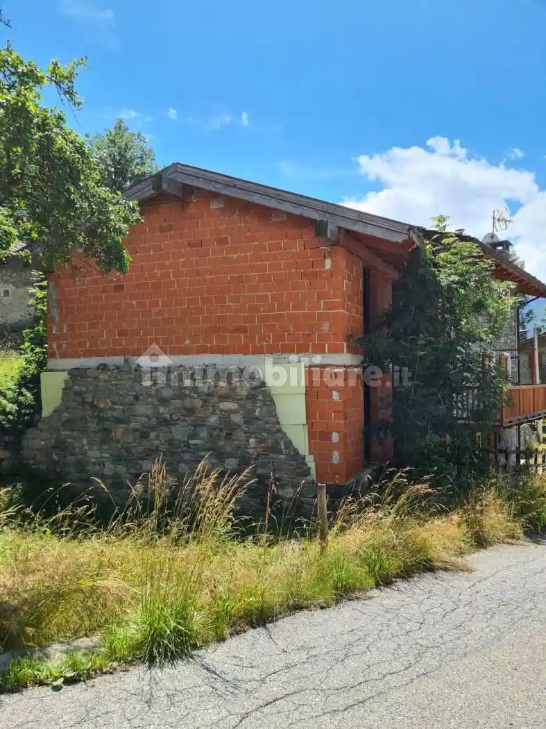 Casa indipendente in vendita a Saint-Vincent