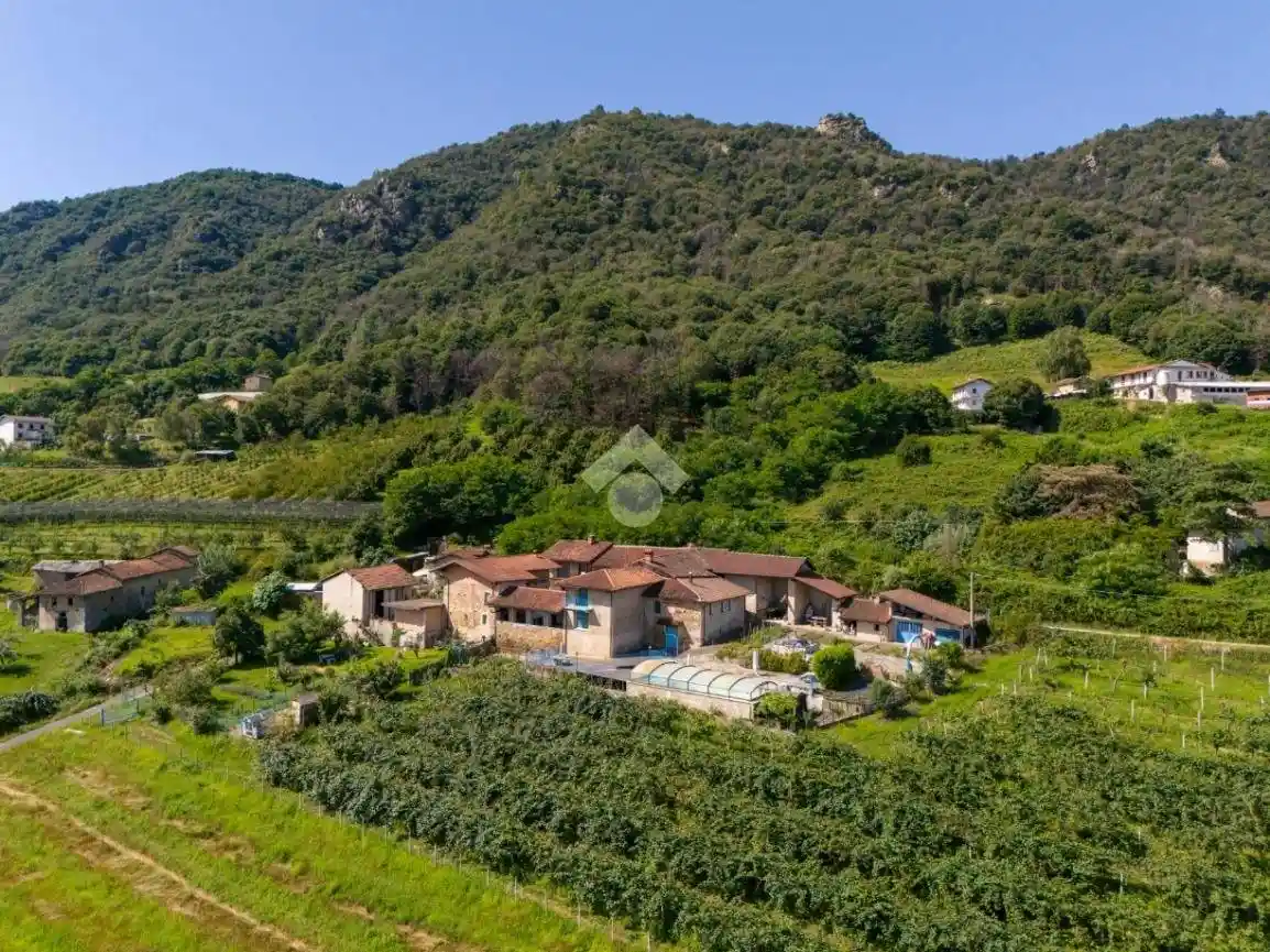 Casa indipendente in vendita a Revello