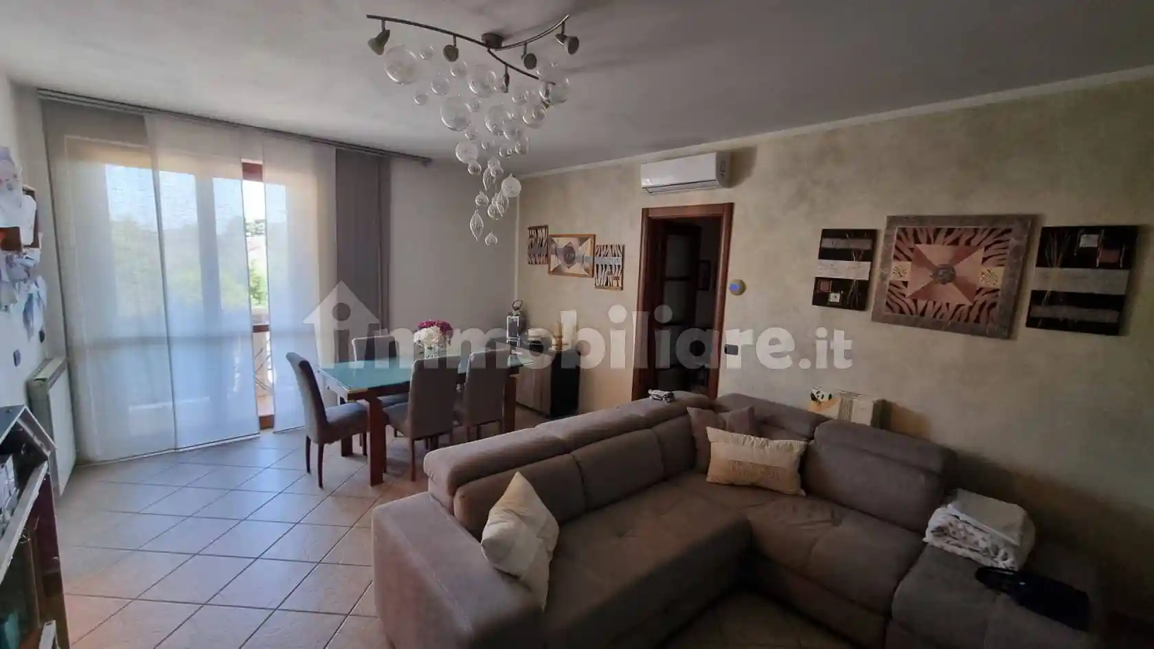 Appartamento in vendita a Montignoso