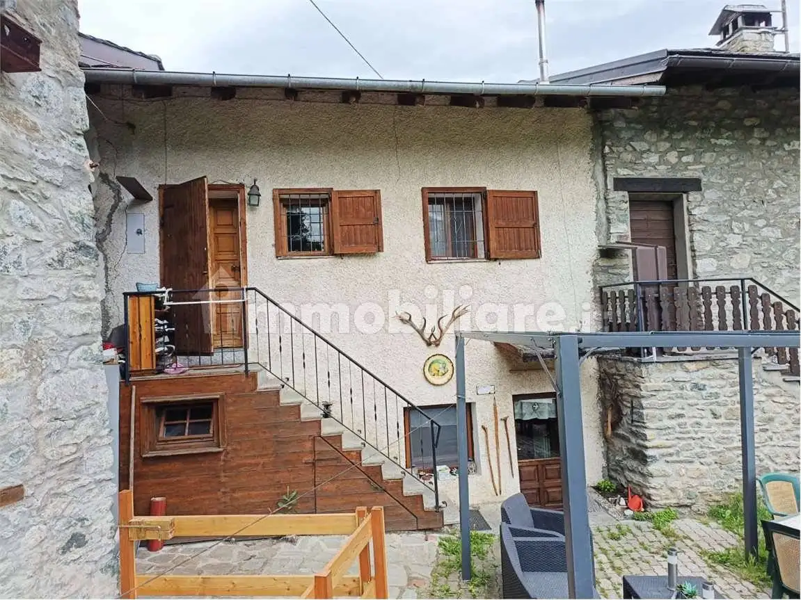 Casa indipendente in vendita a Chambave