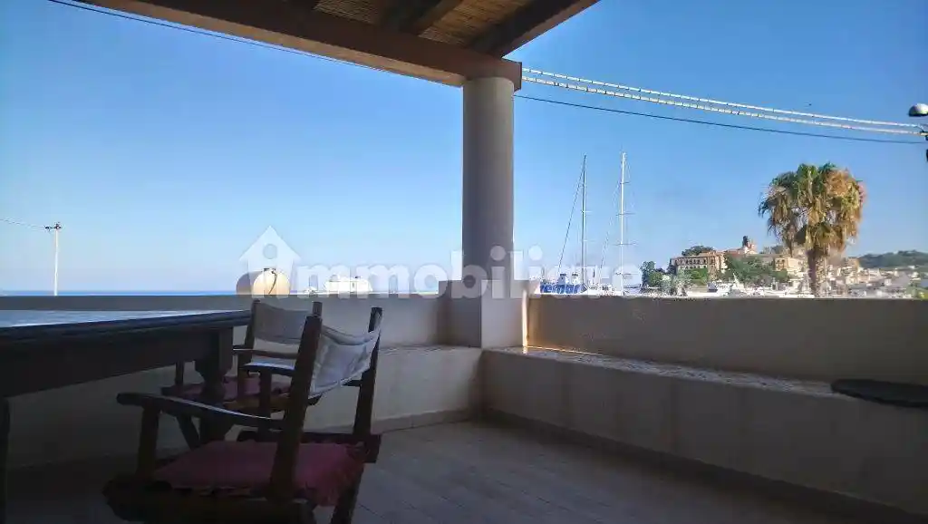 Appartamento in vendita a Lipari