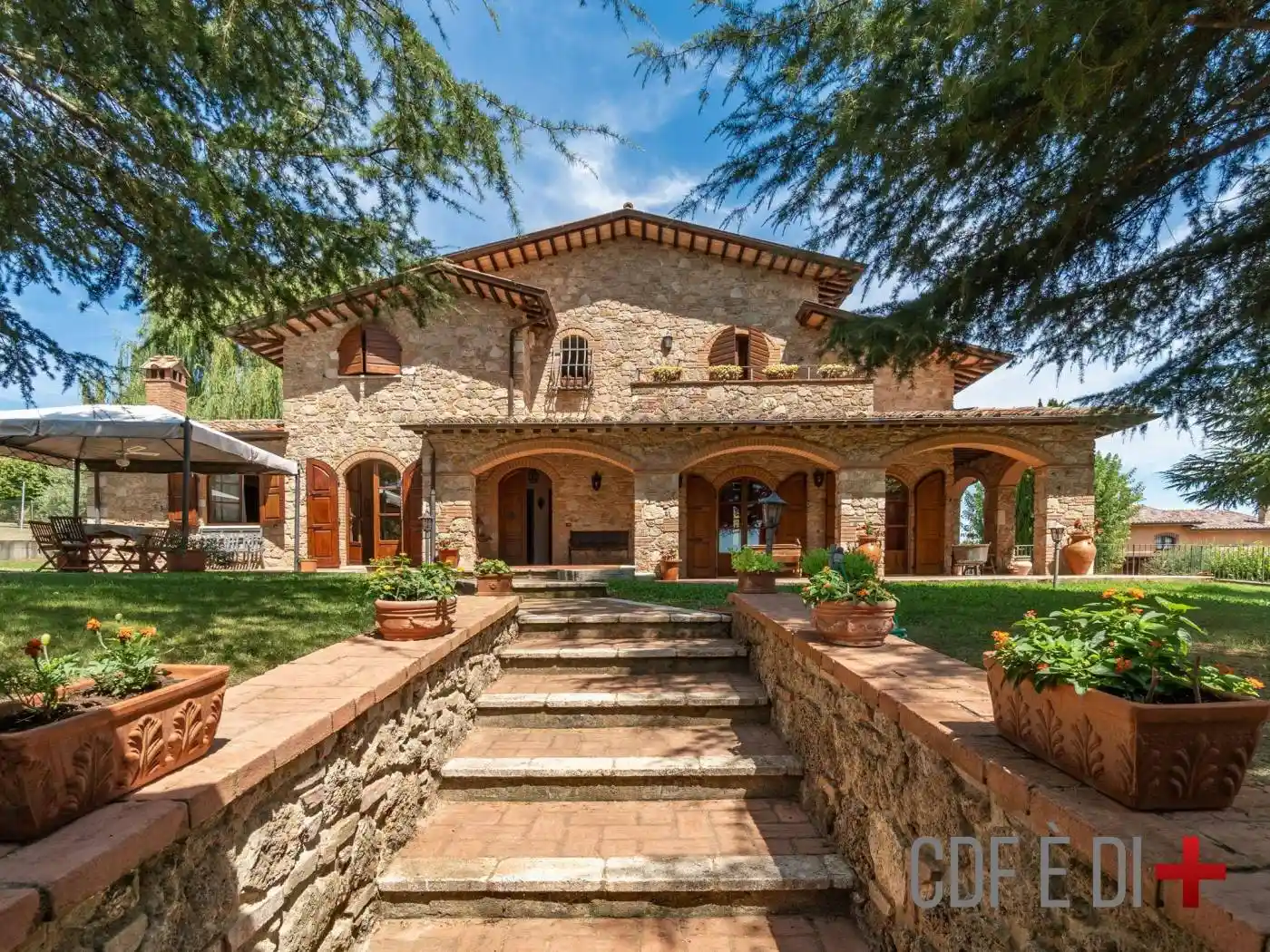 Villa in vendita a Sarteano