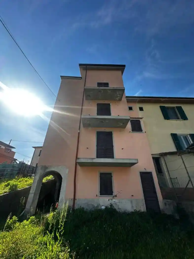 Casa indipendente in vendita a La Spezia