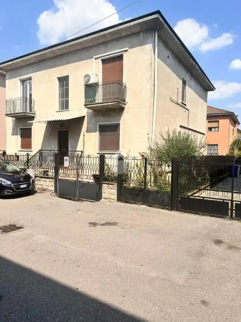 Appartamento in vendita a Pero