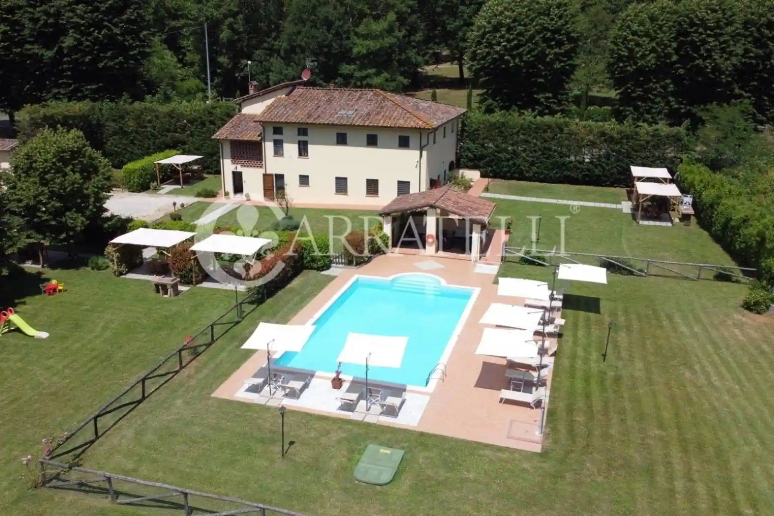 Rustico - Casale in vendita a Camaiore