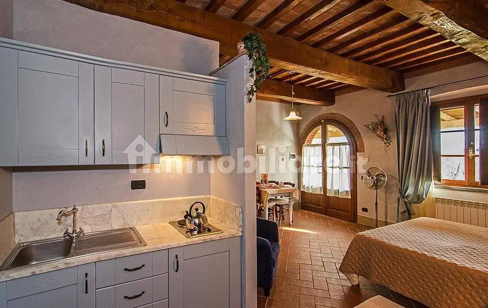 Casa indipendente in affitto a Crespina e Lorenzana