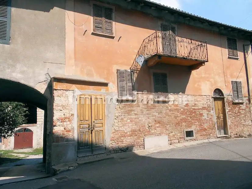 Rustico - Casale in vendita a Cereseto