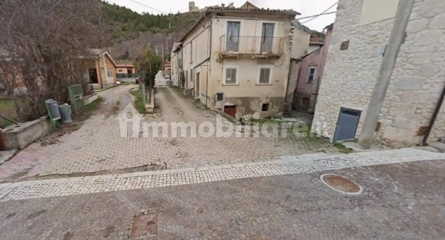 Rustico - Casale in vendita a Caporciano