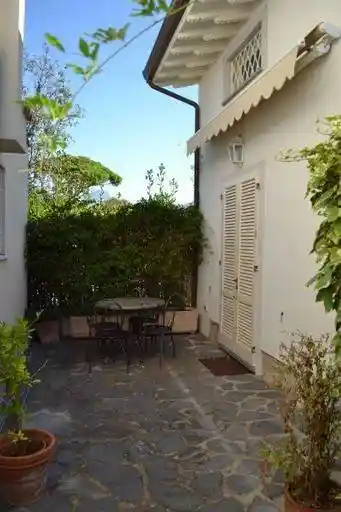 Casa indipendente in vendita a Forte dei Marmi