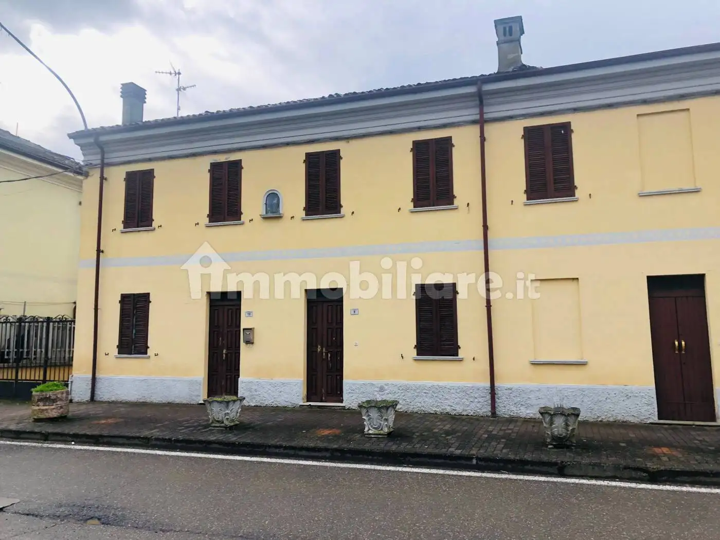 Rustico - Casale in vendita a Castelletto di Branduzzo