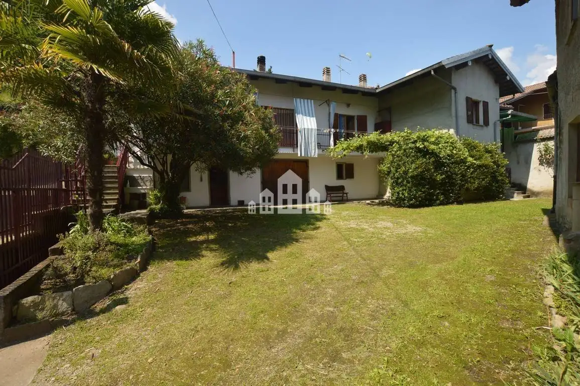 Casa indipendente in vendita a Lessolo