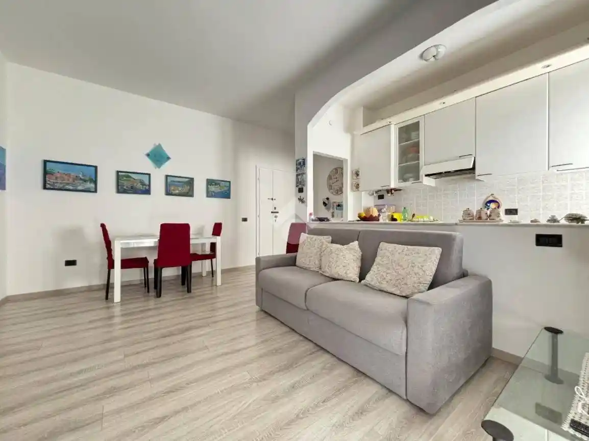 Appartamento in vendita a Lerici