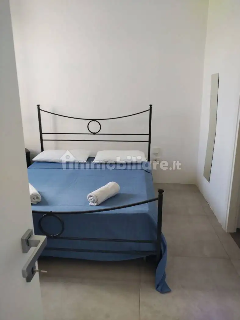 Palazzo - Edificio in affitto a Napoli