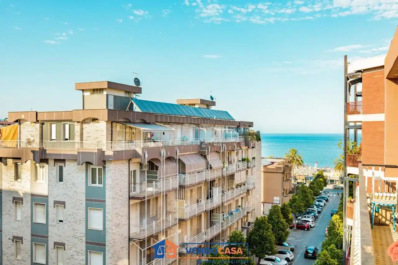 Appartamento in vendita a Albenga