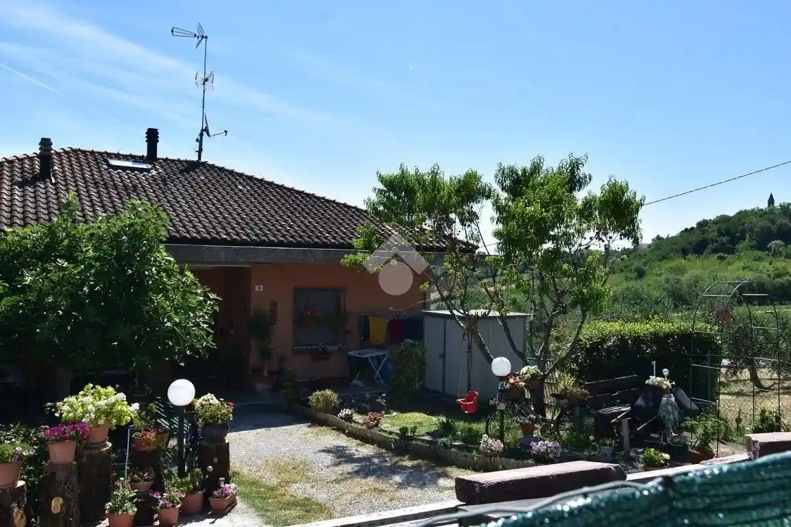 Appartamento in vendita a Montescudo - Montecolombo