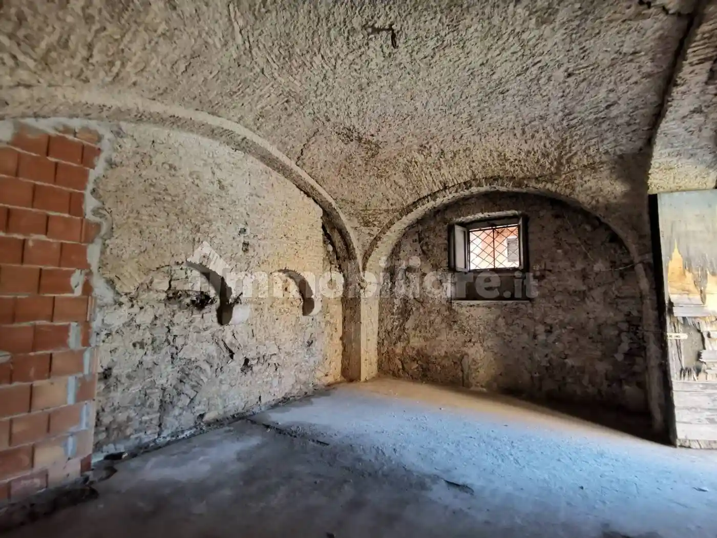 Monolocale Vico Paolo Emilio Papiniano, Centro Storico, Benevento - foto 3