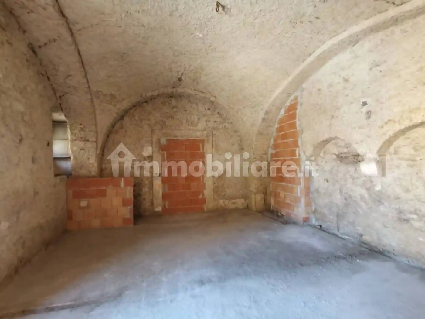 Monolocale Vico Paolo Emilio Papiniano, Centro Storico, Benevento - foto 5