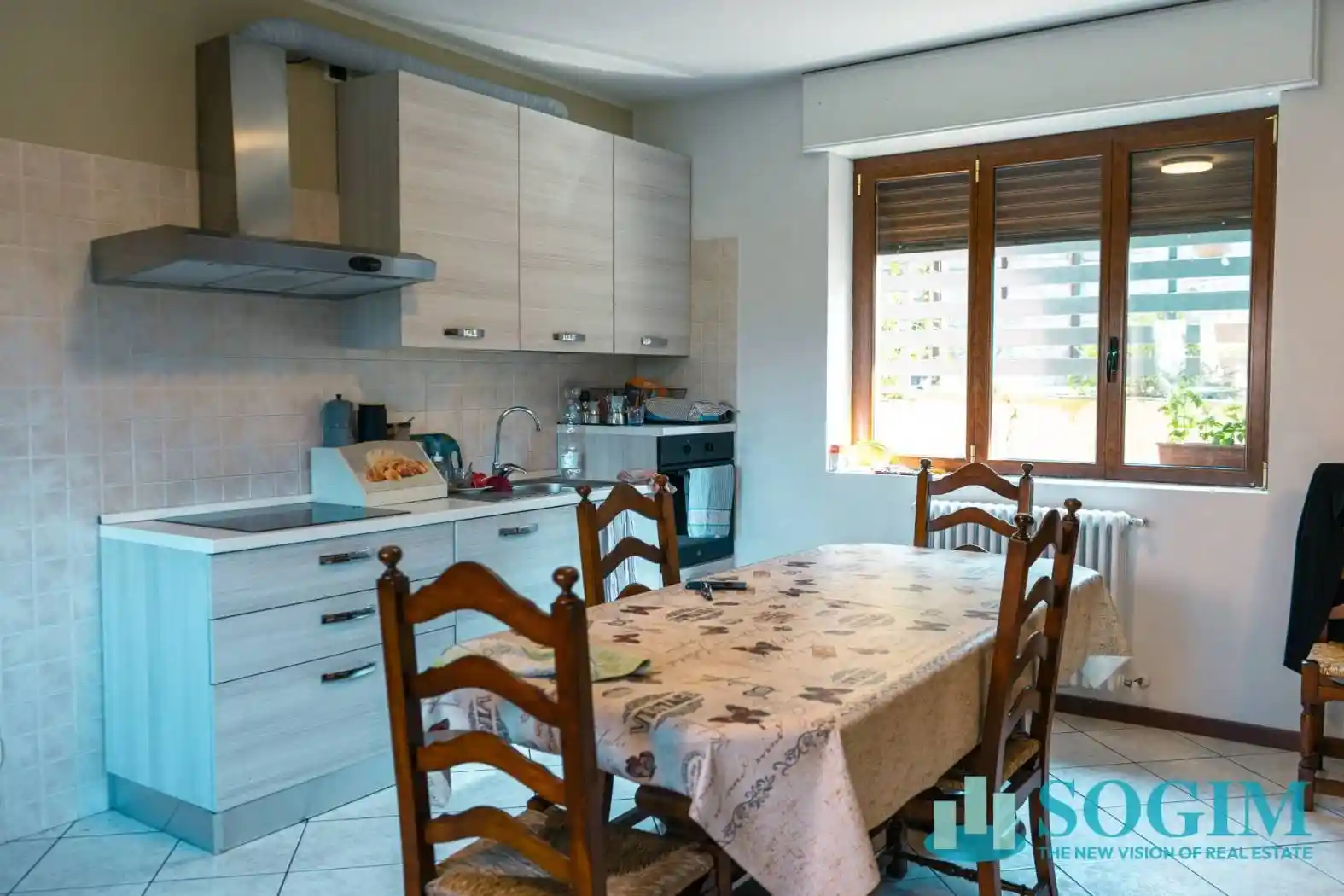 Palazzo - Edificio in vendita a Figino Serenza