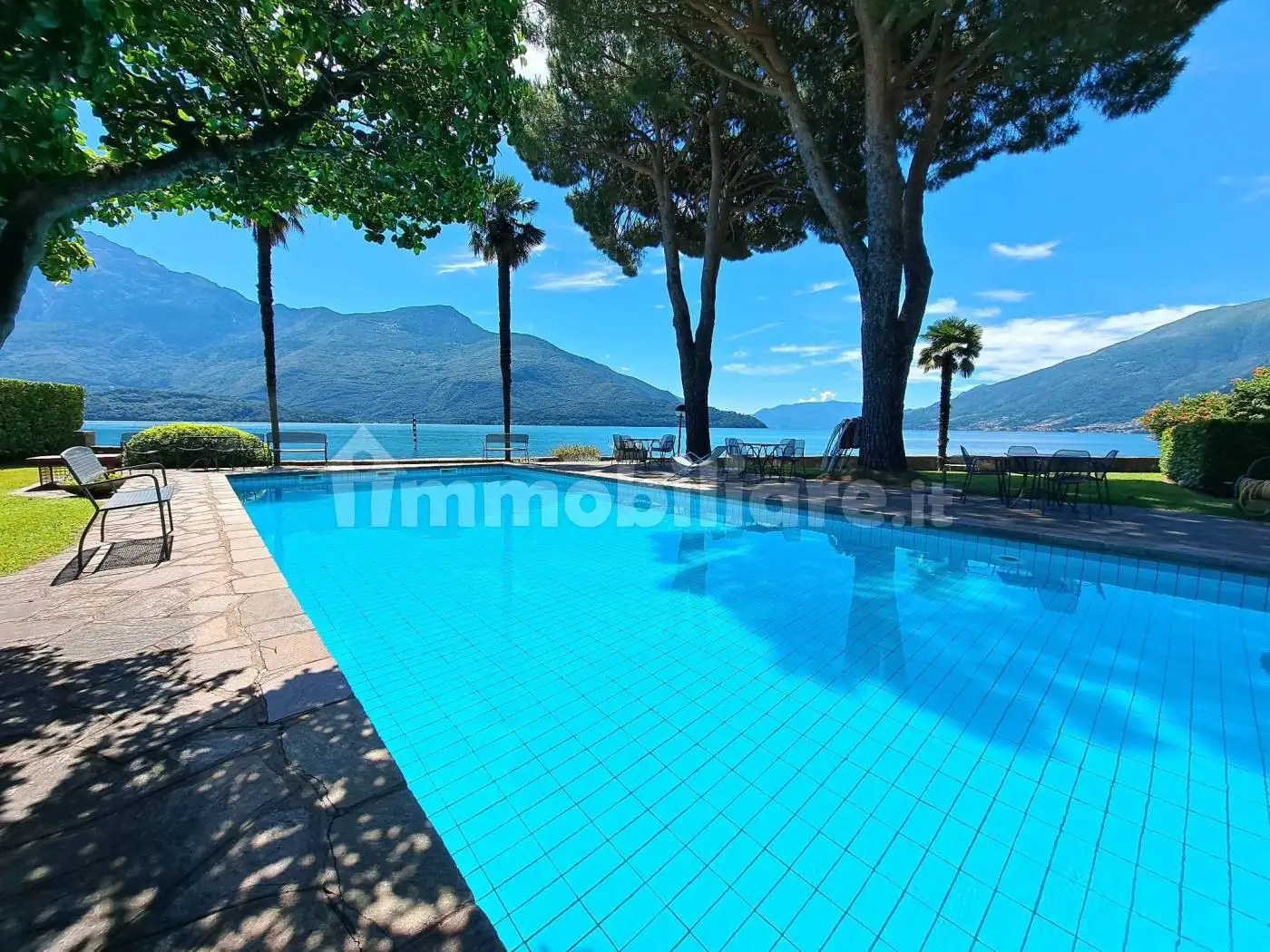 Appartamento in affitto a Domaso