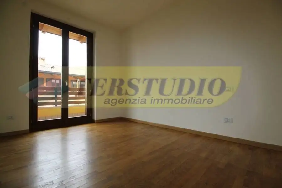 Trilocale via Cesare Battisti snc, Brembate di Sopra - foto 4