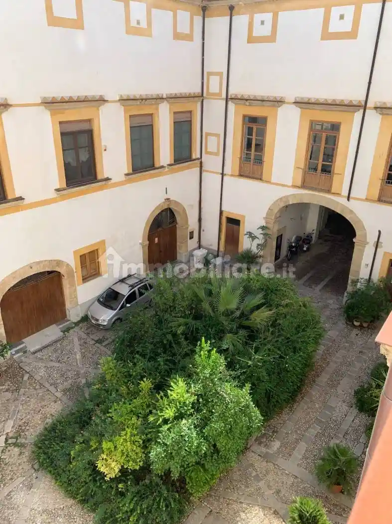 Appartamento in affitto a Palermo