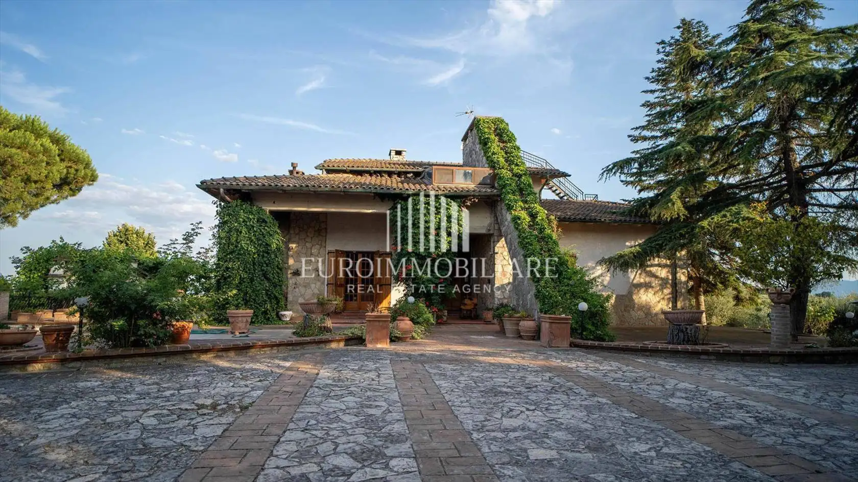 Villa in vendita a Castiglione del Lago