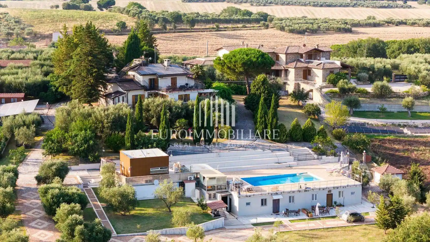 Villa unifamiliare via Castiglionese, 32, Casamaggiore, Castiglione del Lago - foto 3