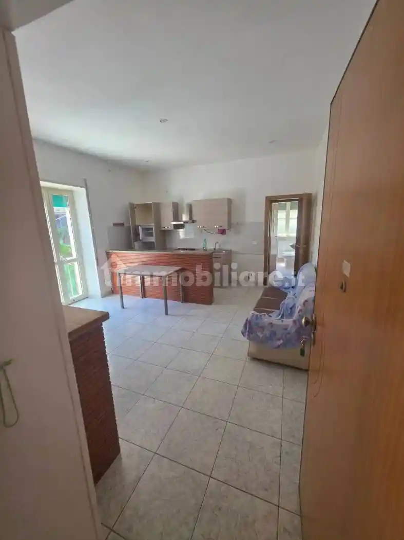 Appartamento in affitto a Cervaro