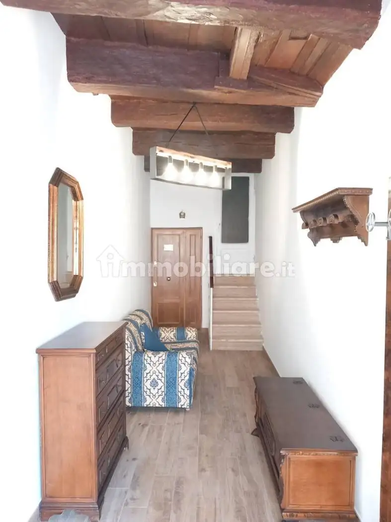 Appartamento in affitto a Capodimonte