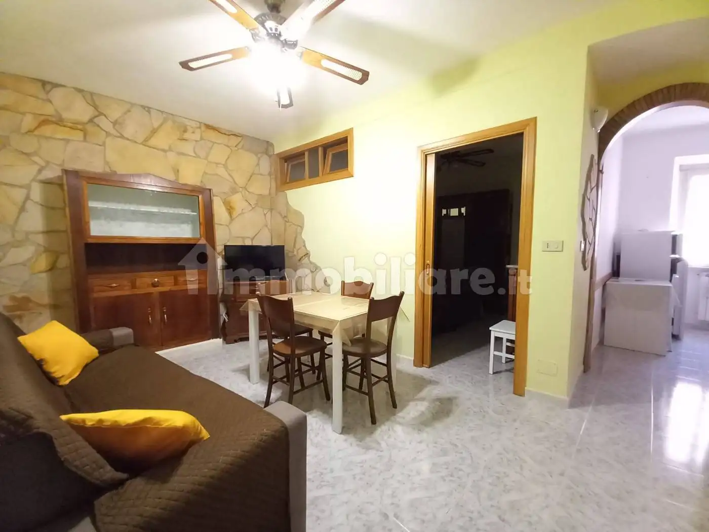 Trilocale via San Carlo 11, Capodimonte - foto 2