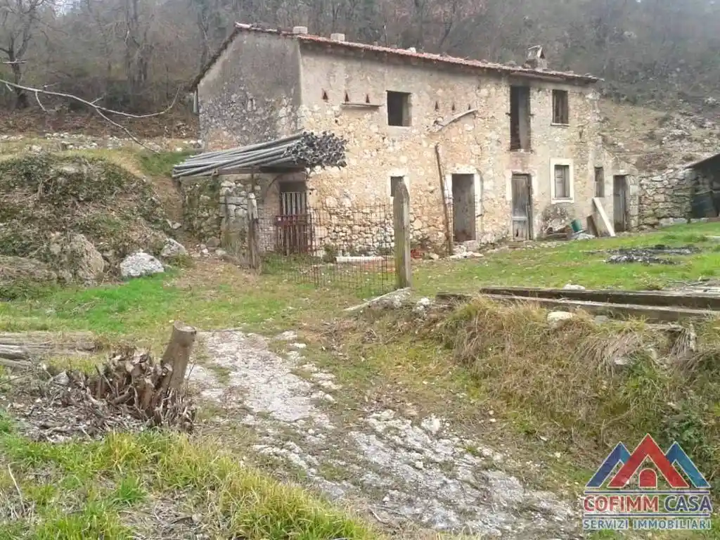 Casale frazione Case Norcia, Balsorano - foto 2
