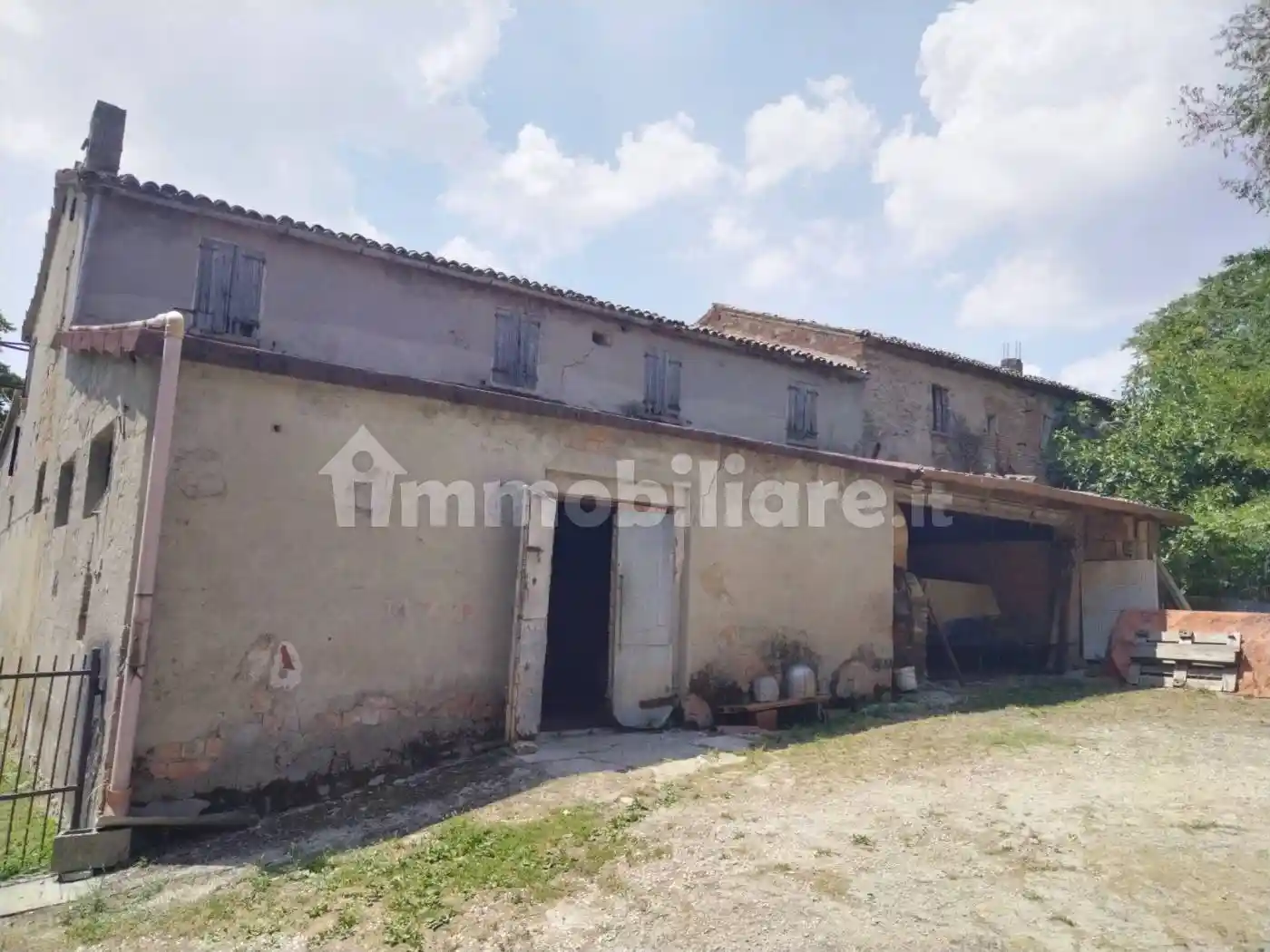 Palazzo - Edificio in Vendita - foto 2