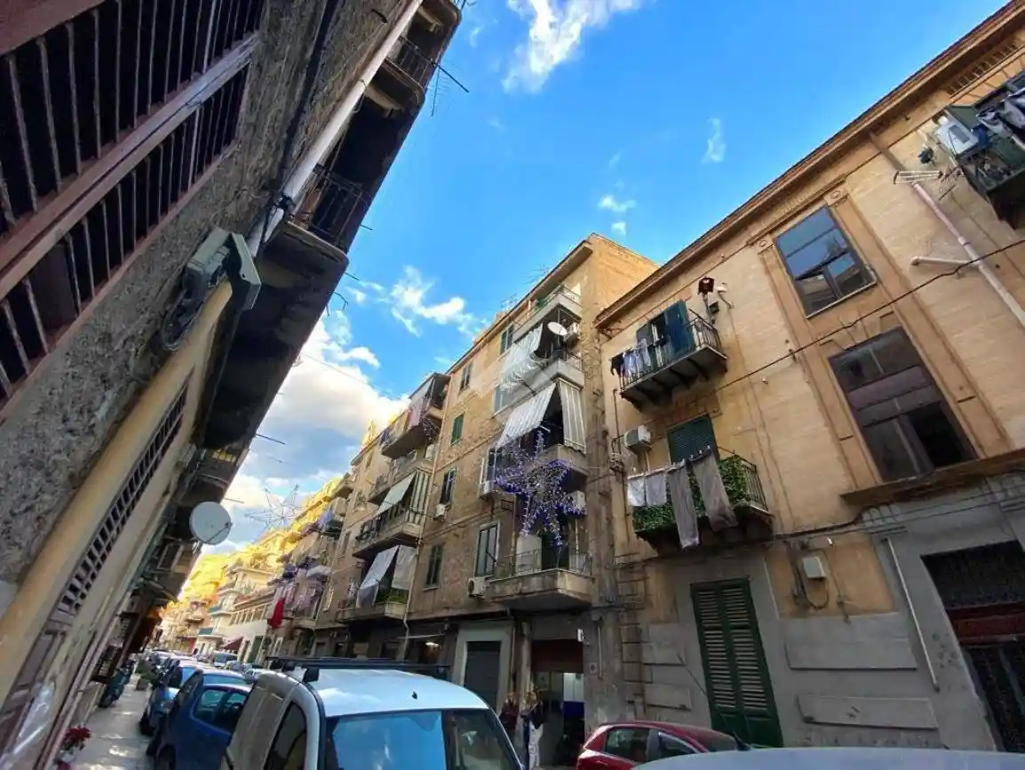 Appartamento in vendita a Palermo