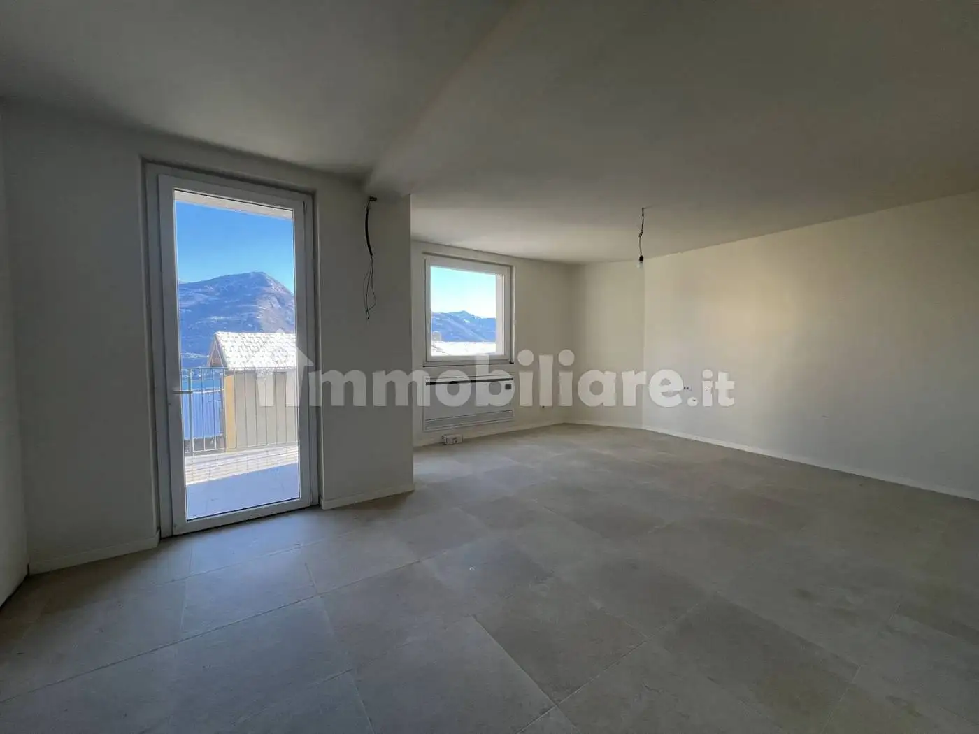 Trilocale Strada Provinciale per Garzeno, Dongo - foto 2