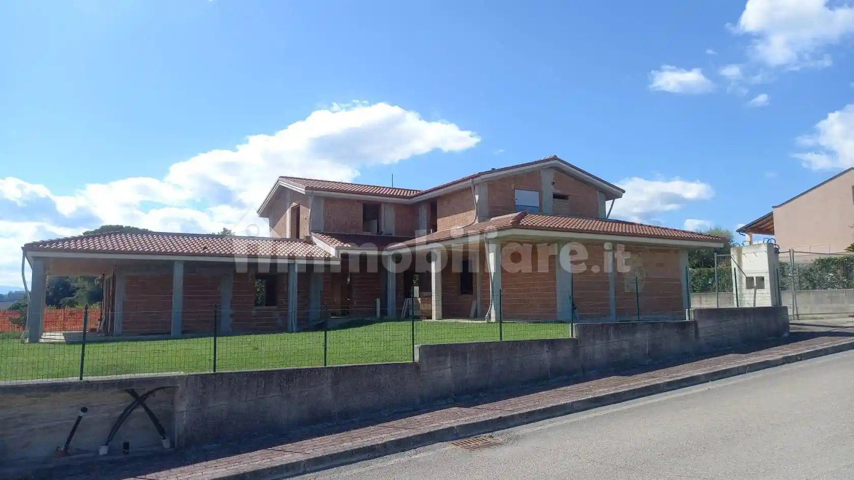 Villa in vendita a Montegiorgio