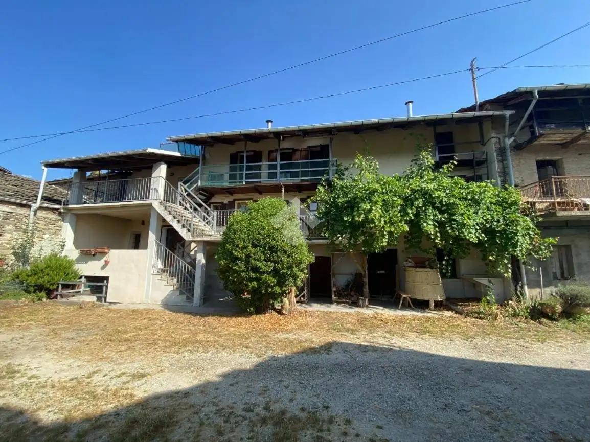 Casa indipendente in vendita a Prarostino