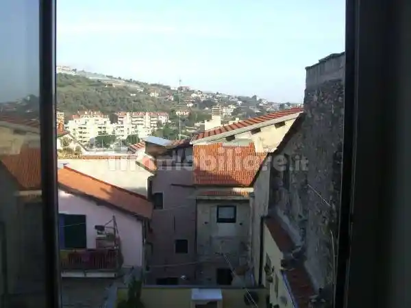 Casa indipendente in vendita a Imperia