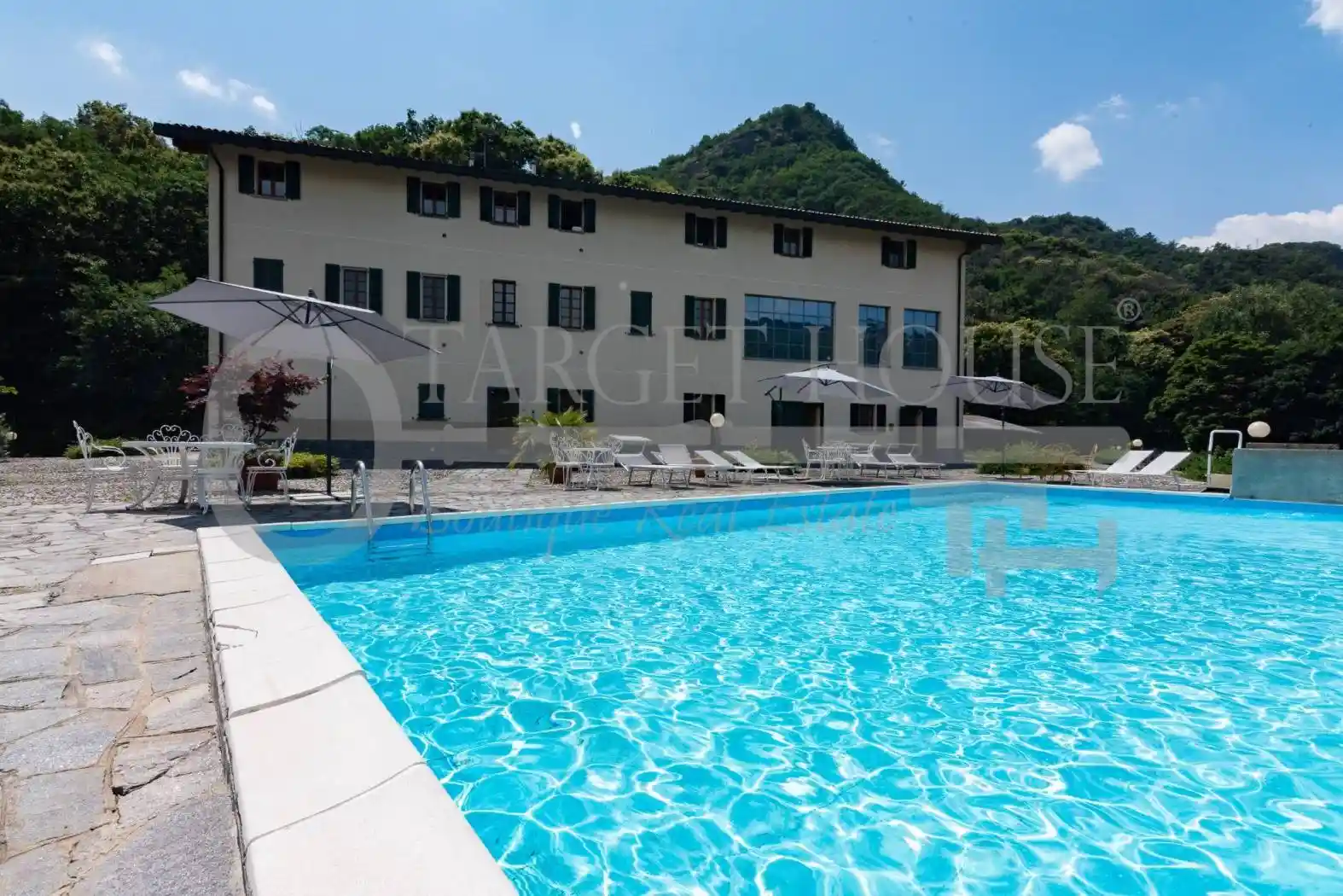 Rustico - Casale in vendita a Como