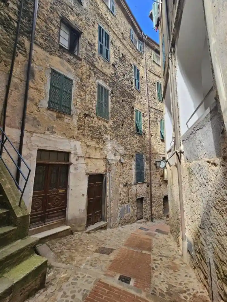 Appartamento in vendita a Ceriana