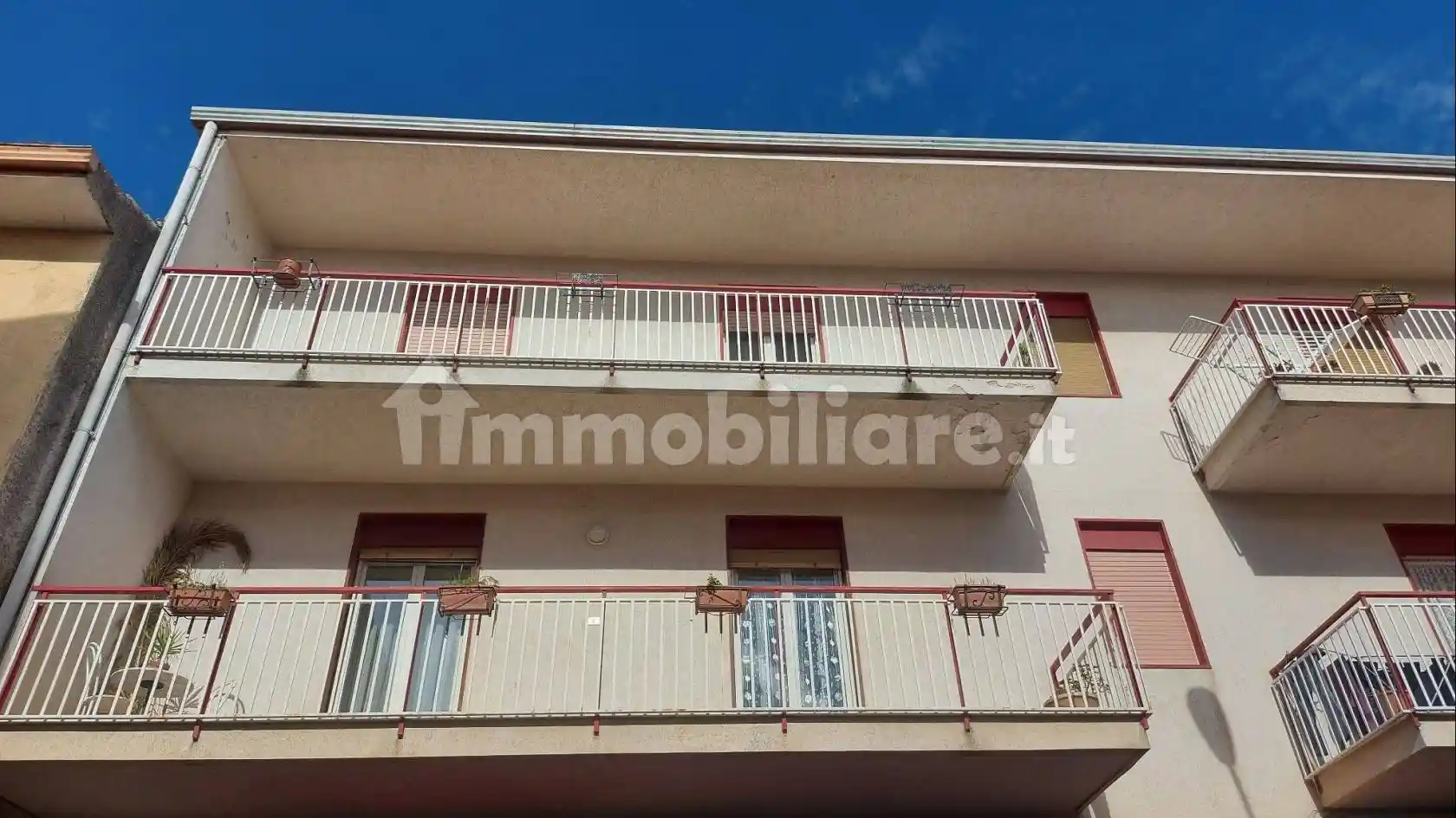 Palazzo - Edificio in vendita a Piana degli Albanesi